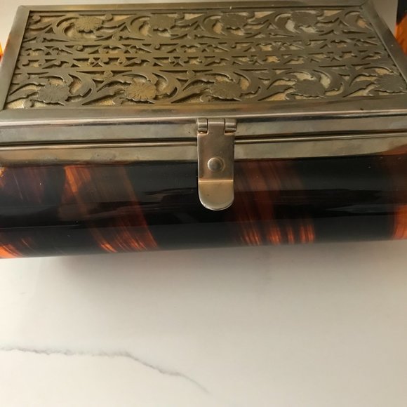 Vintage Deco Lucite Tortoise Purse - Picture 4 of 4